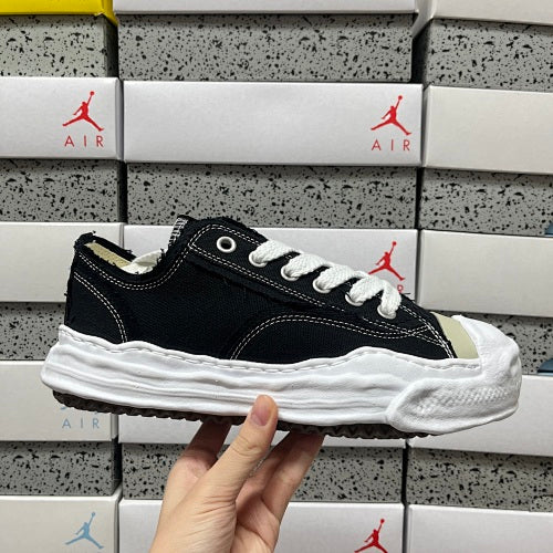 Maison Mihara Yasuhiro Peterson OG Sole Canvas black
