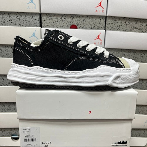 Maison Mihara Yasuhiro Peterson OG Sole Canvas black