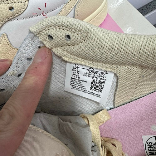 Travis Scott Shy Pink