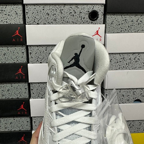 Air Jordan 5 Retro 'White Metallic