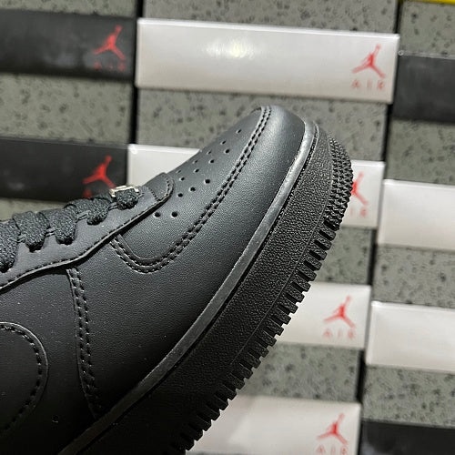 Nike Air Force 1 LowSupreme Black