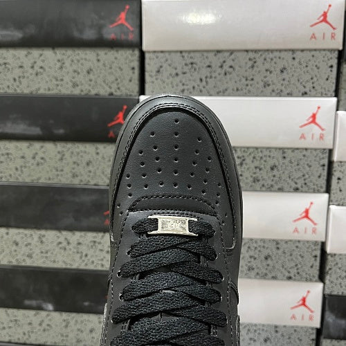 Nike Air Force 1 LowSupreme Black
