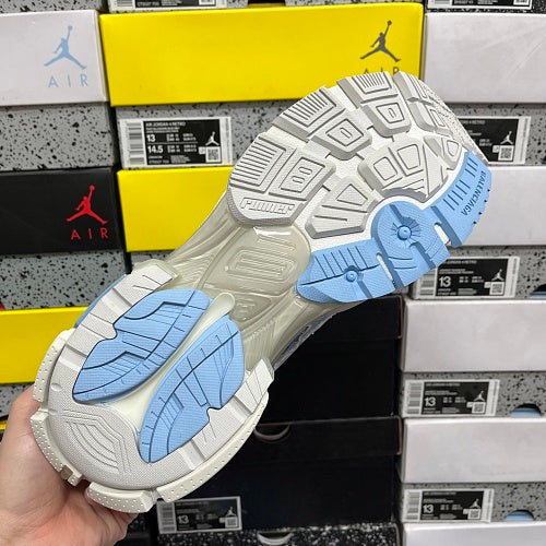 Balenciaga Wmns Runner Sneaker 'Light Blue'