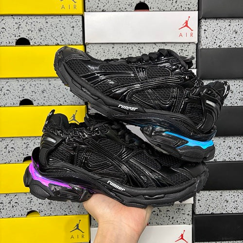 balenciaga runneres led black
