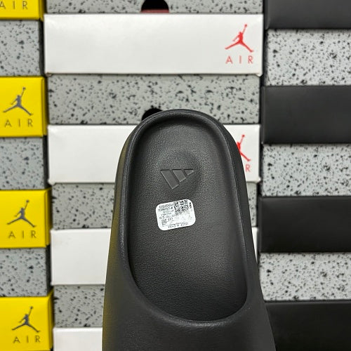 adidas Yeezy Slides 'Black'