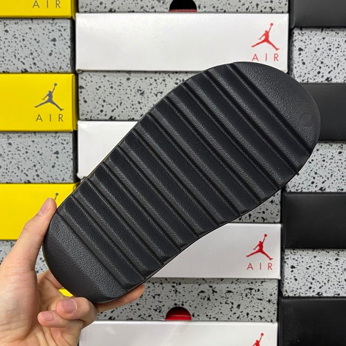 adidas Yeezy Slides 'Black'