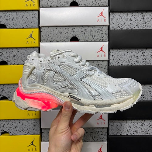 Balenciaga Runner LED white