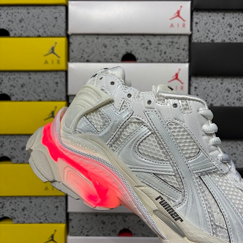 Balenciaga Runner LED white