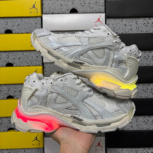 Balenciaga Runner LED white