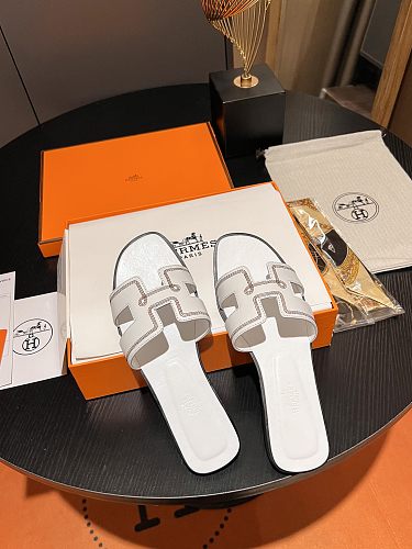 Hermes Oran Sandals white