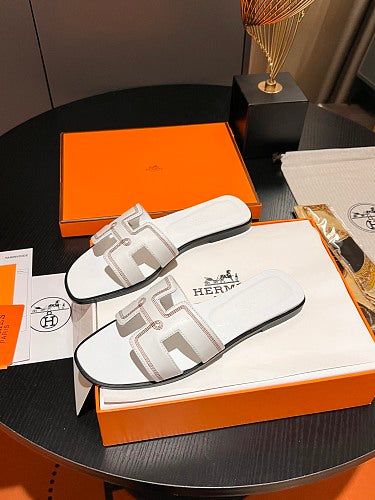 Hermes Oran Sandals white