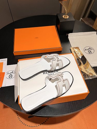 Hermes Oran Sandals white